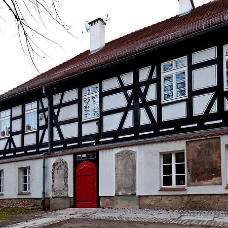 Barokowy Zakatek Bed & Breakfast Swidnica  Luaran gambar